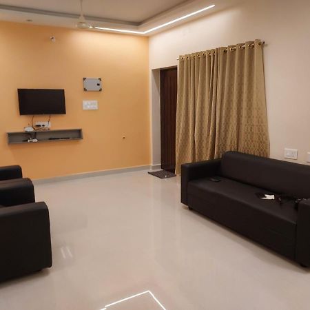 Srirangam Service Apartment Tiruchirappalli Exteriér fotografie
