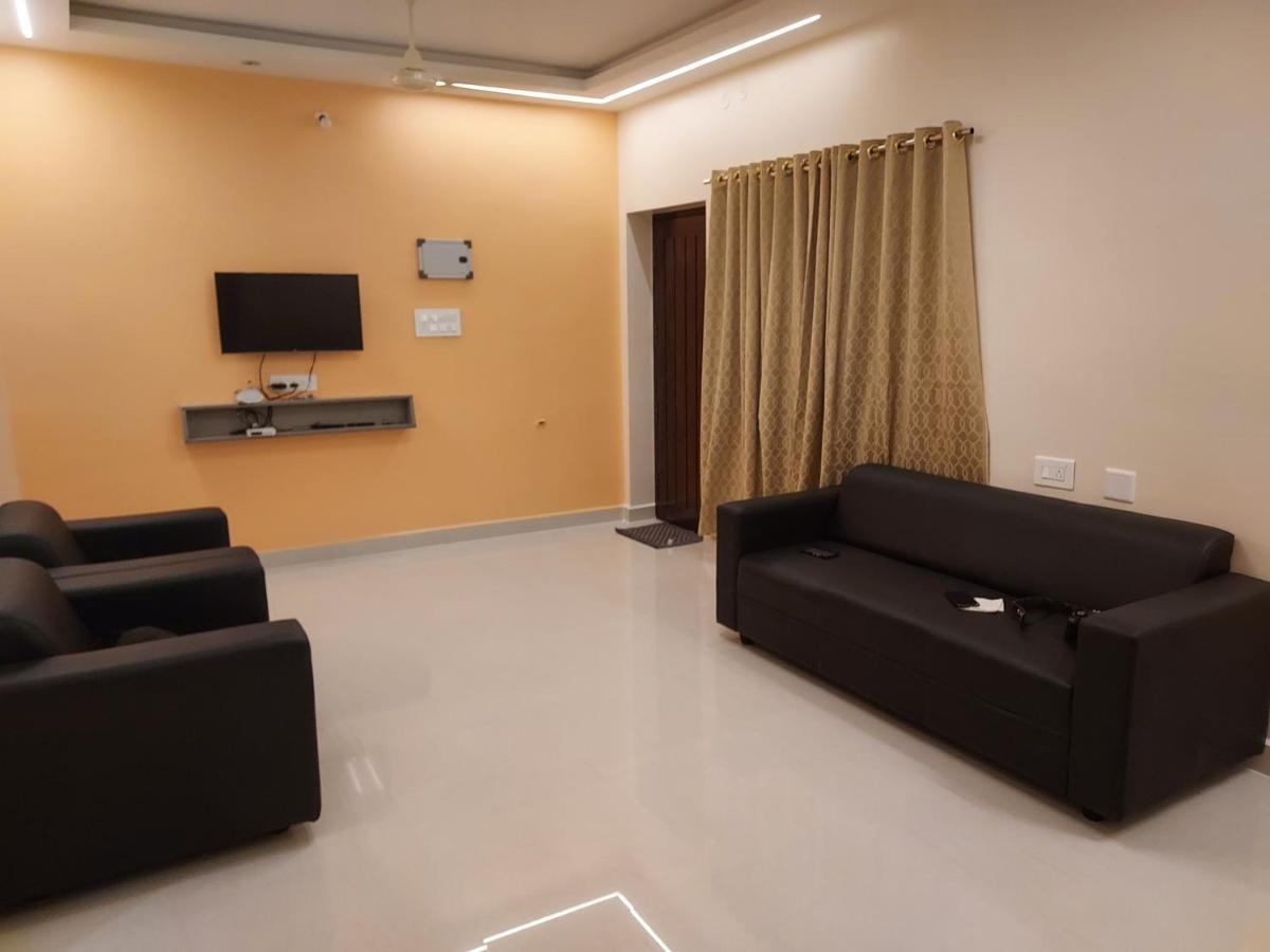 Srirangam Service Apartment Tiruchirappalli Exteriér fotografie